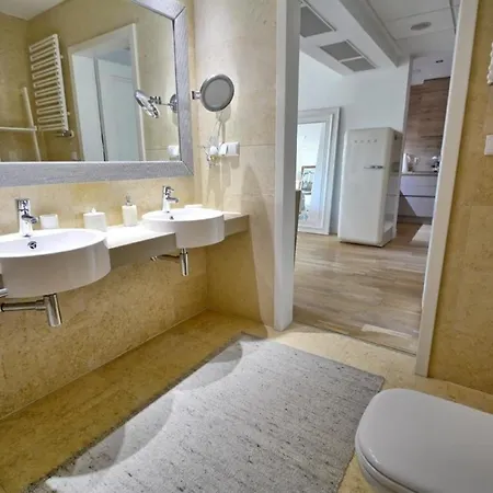 Apartment-penthouse Am Mit Meerblick Apartment *
